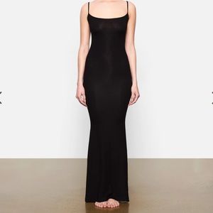 Viral SKIMS Onyx Black Long Lounge Dress